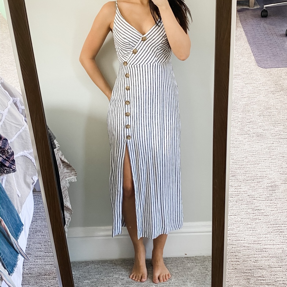 Women’s Urban Outfitter linen midi dress